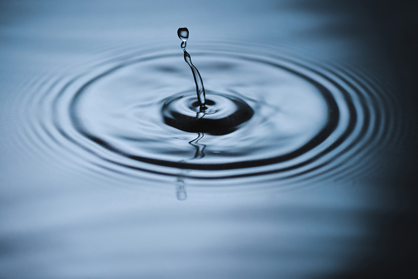 Water drop impact on water surface Water drop impact on water surface